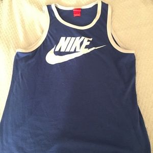 Nike tank